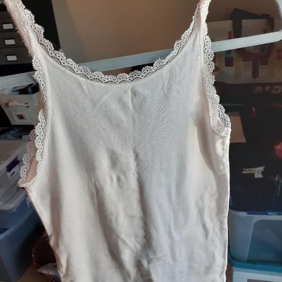 Top - Picture 2 of 3